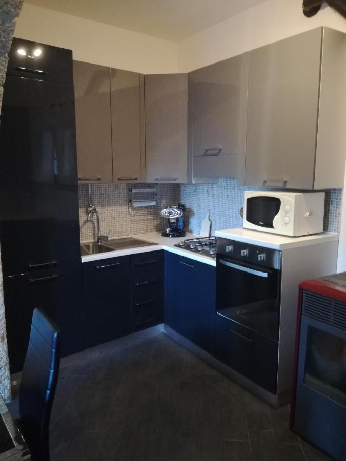 Monti Di Bo Apartment Aggius Екстериор снимка