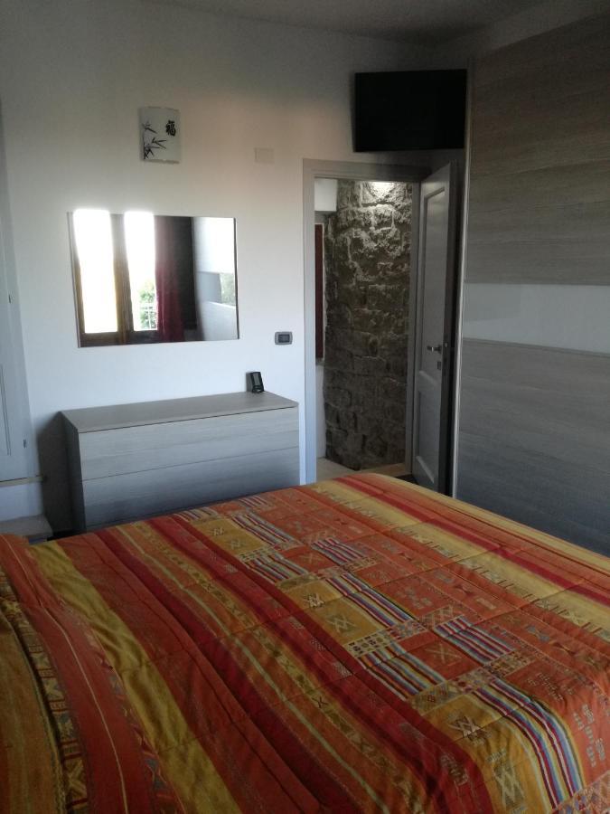 Monti Di Bo Apartment Aggius Екстериор снимка